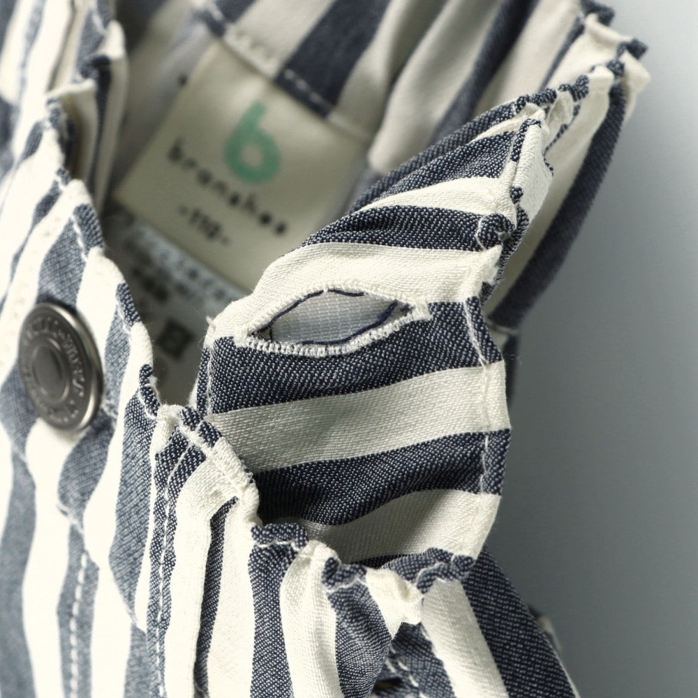 ネイビーブルー