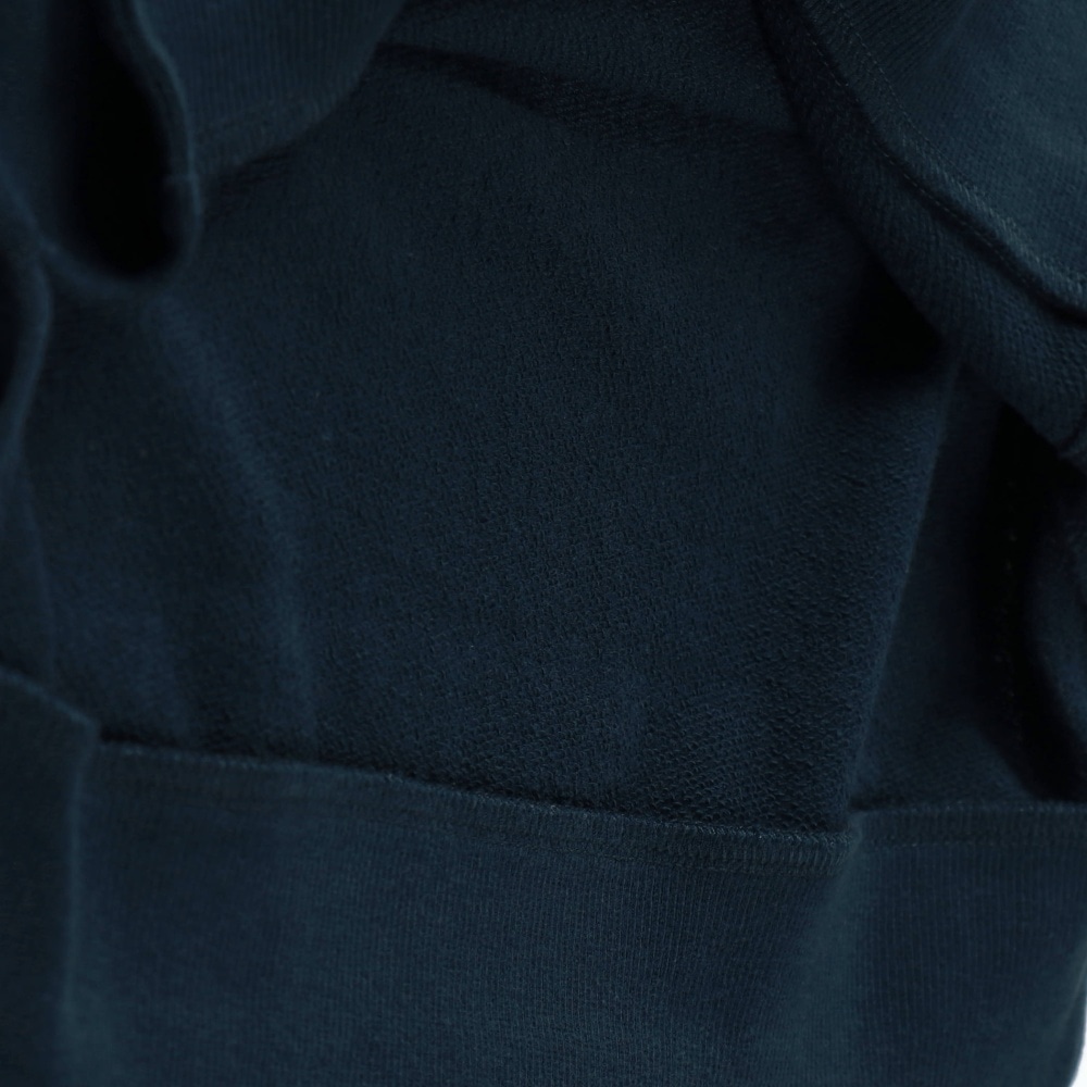 ネイビーブルー