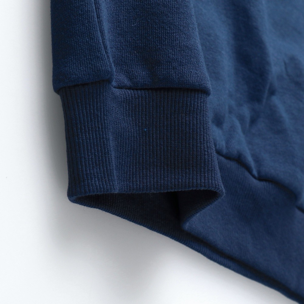 ネイビーブルー