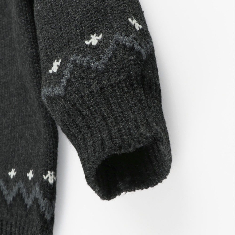 チャコールグレー