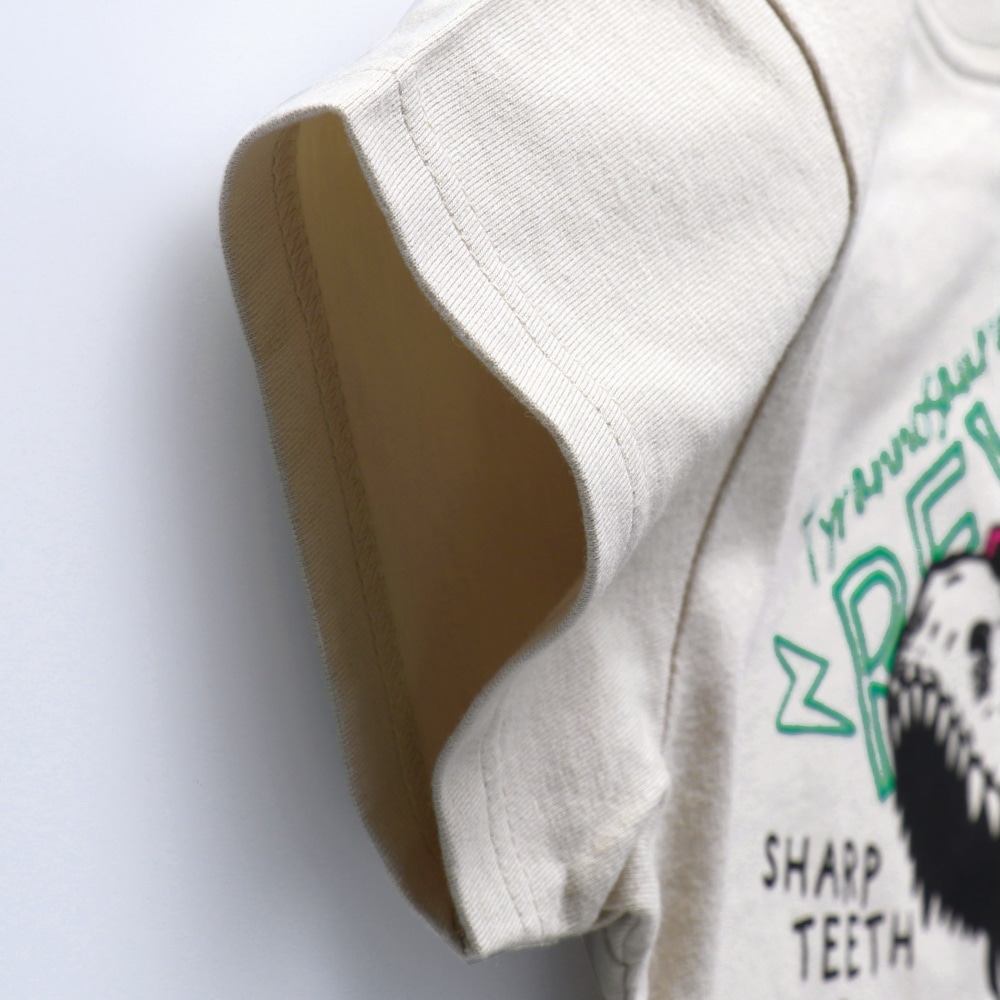 ピンクベージュ