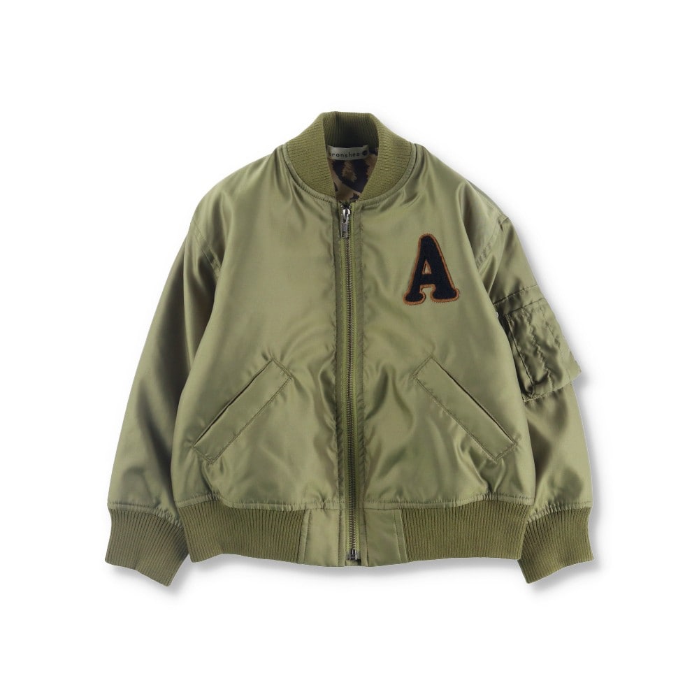 カーキグリーン