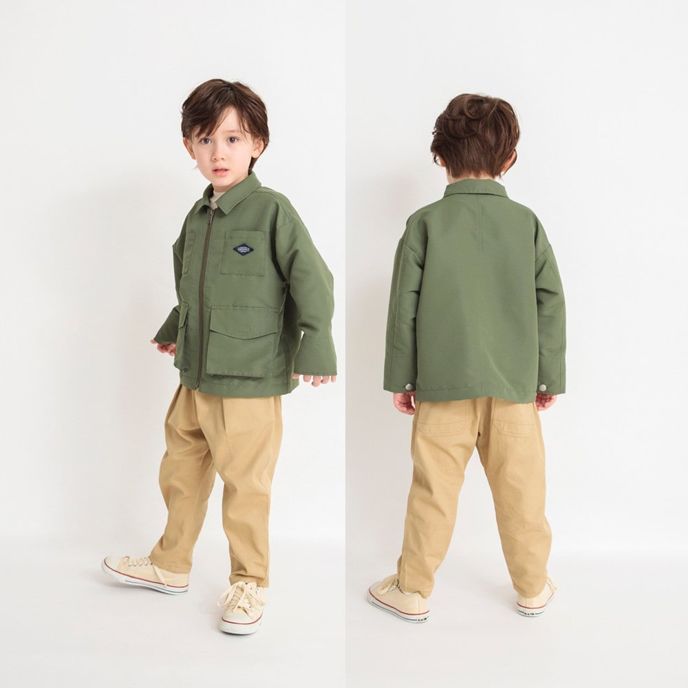 カーキグリーン