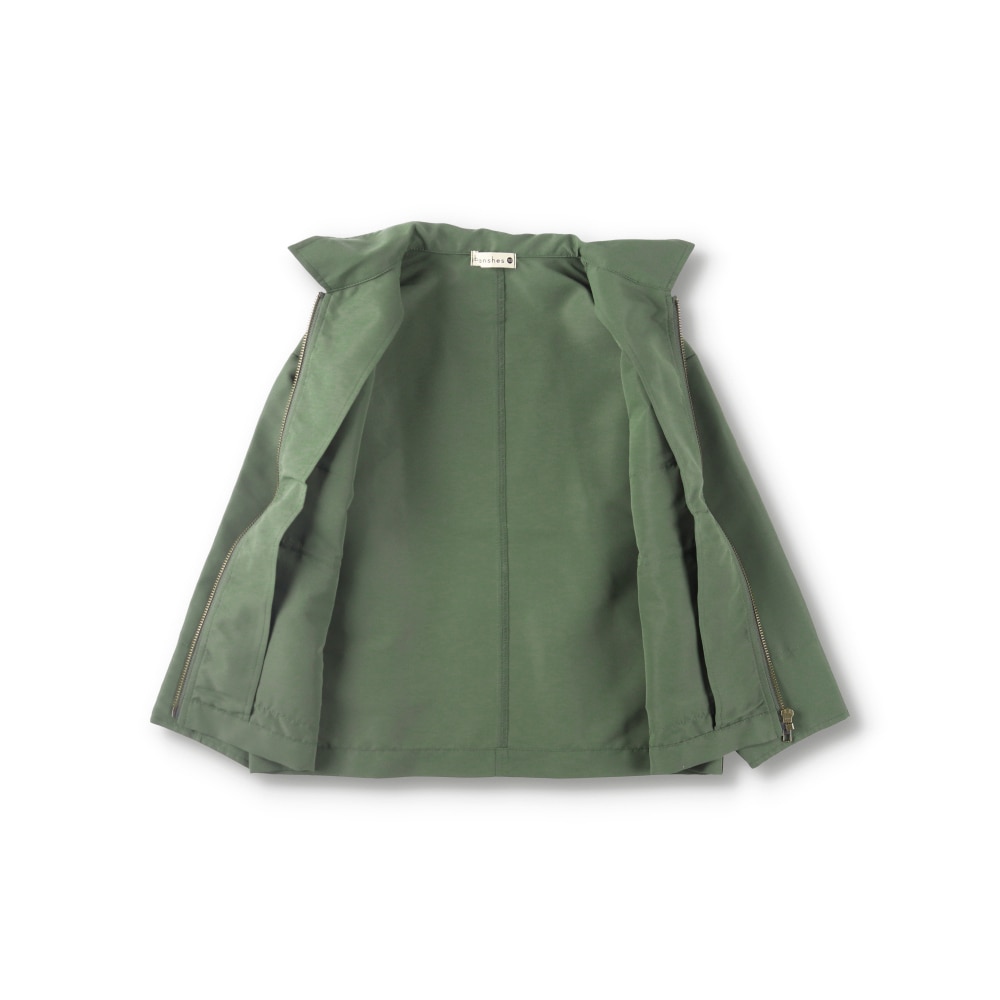 カーキグリーン