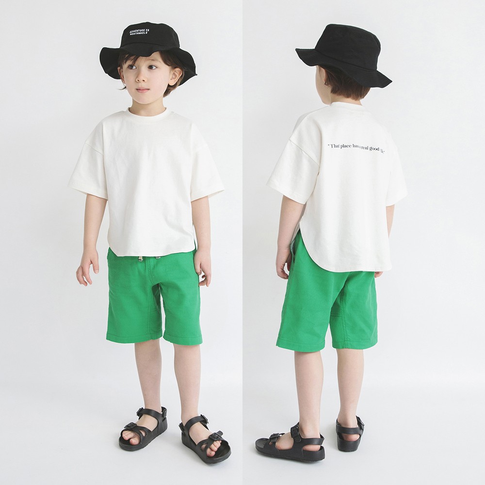 ライトグリーン