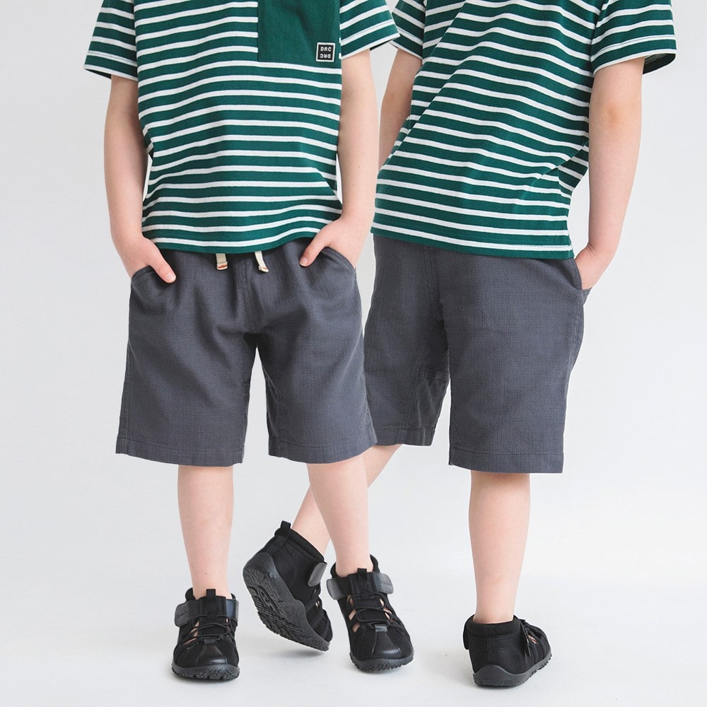 チャコールグレー