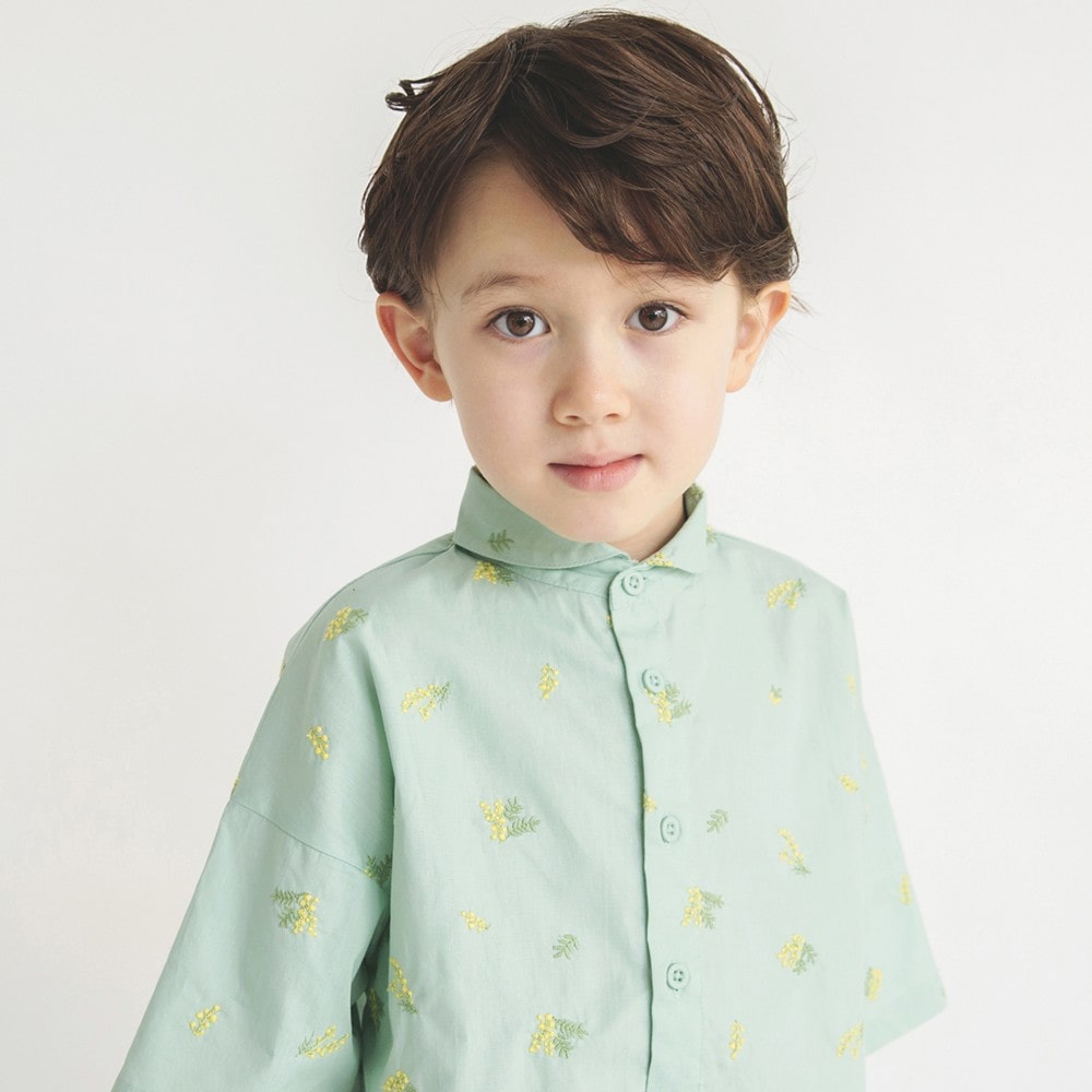 ライトグリーン