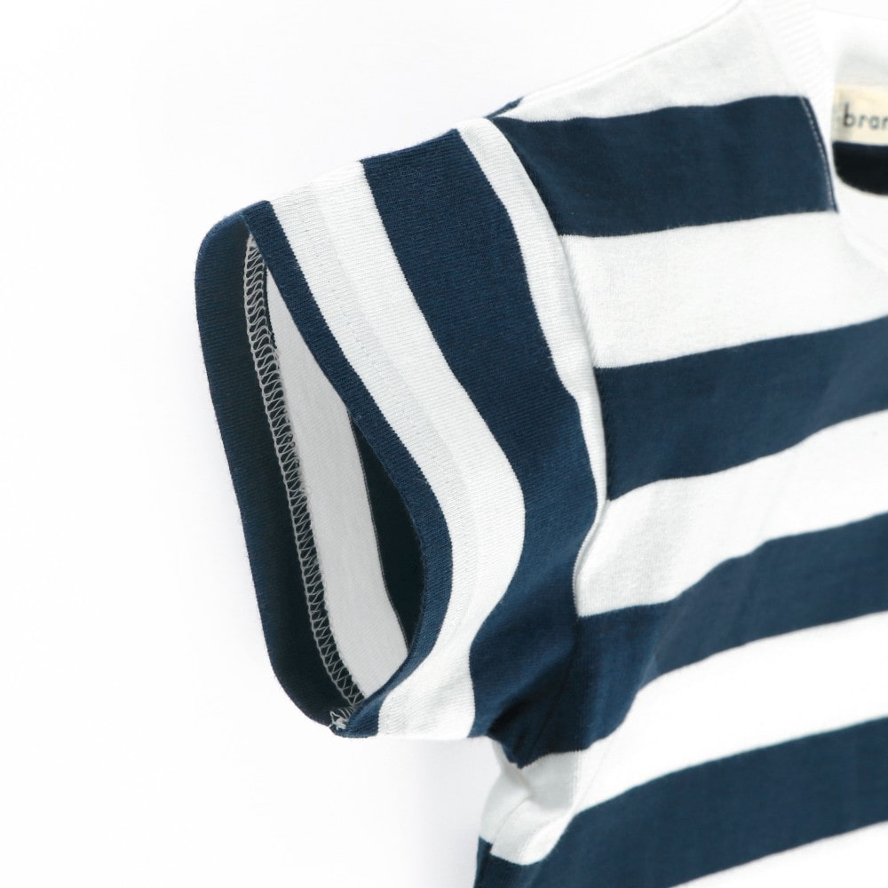 ネイビーブルー