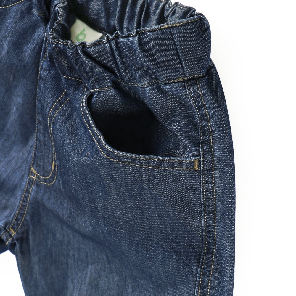 ネイビーブルー