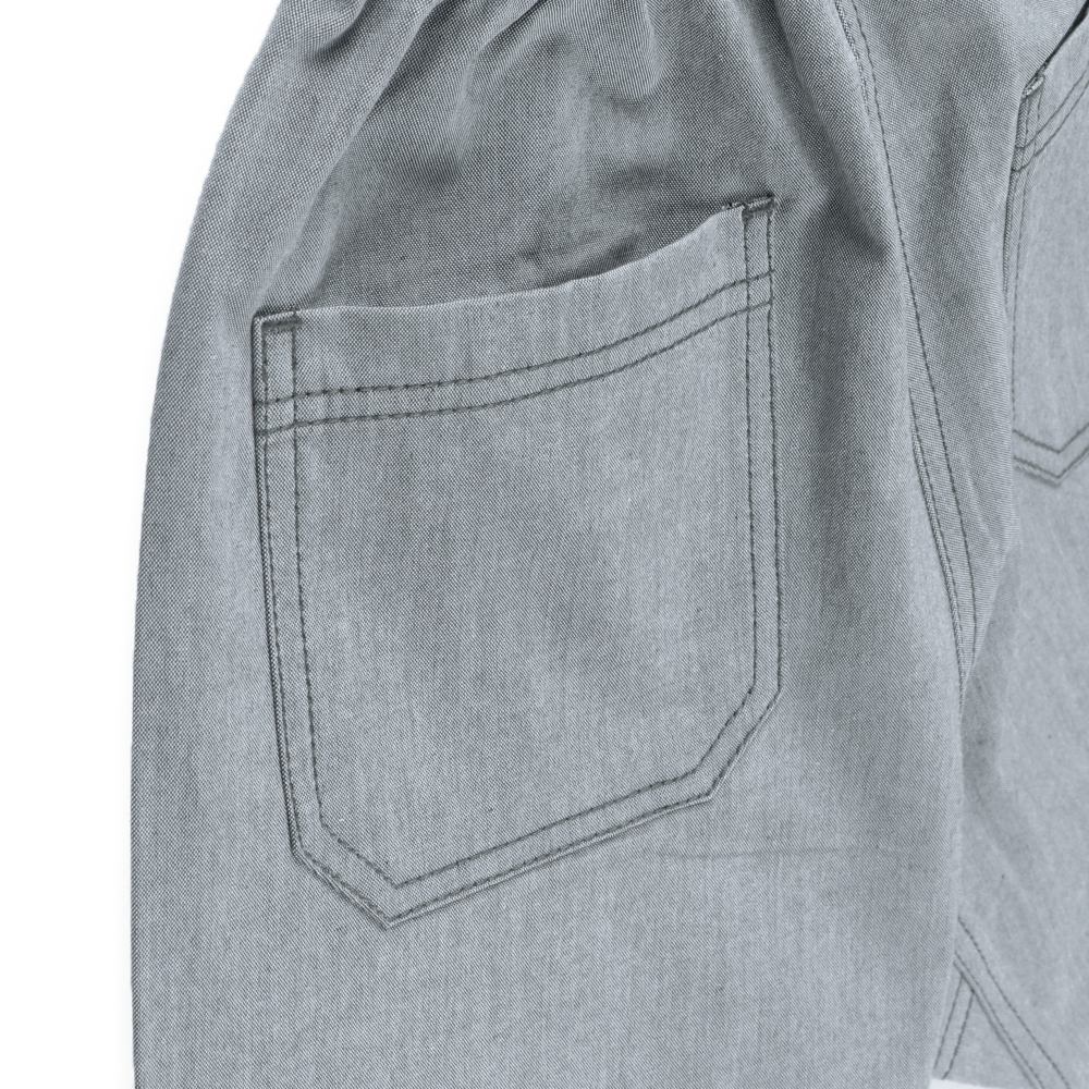 チャコールグレー