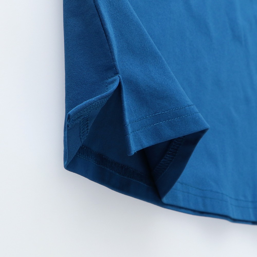 ロイヤルブルー