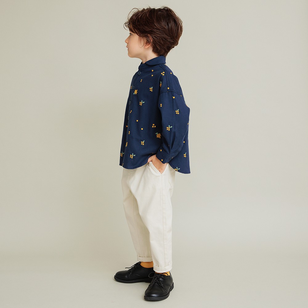 ネイビーブルー