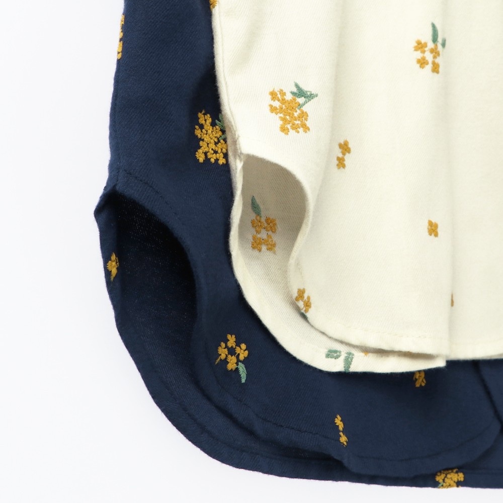 ネイビーブルー