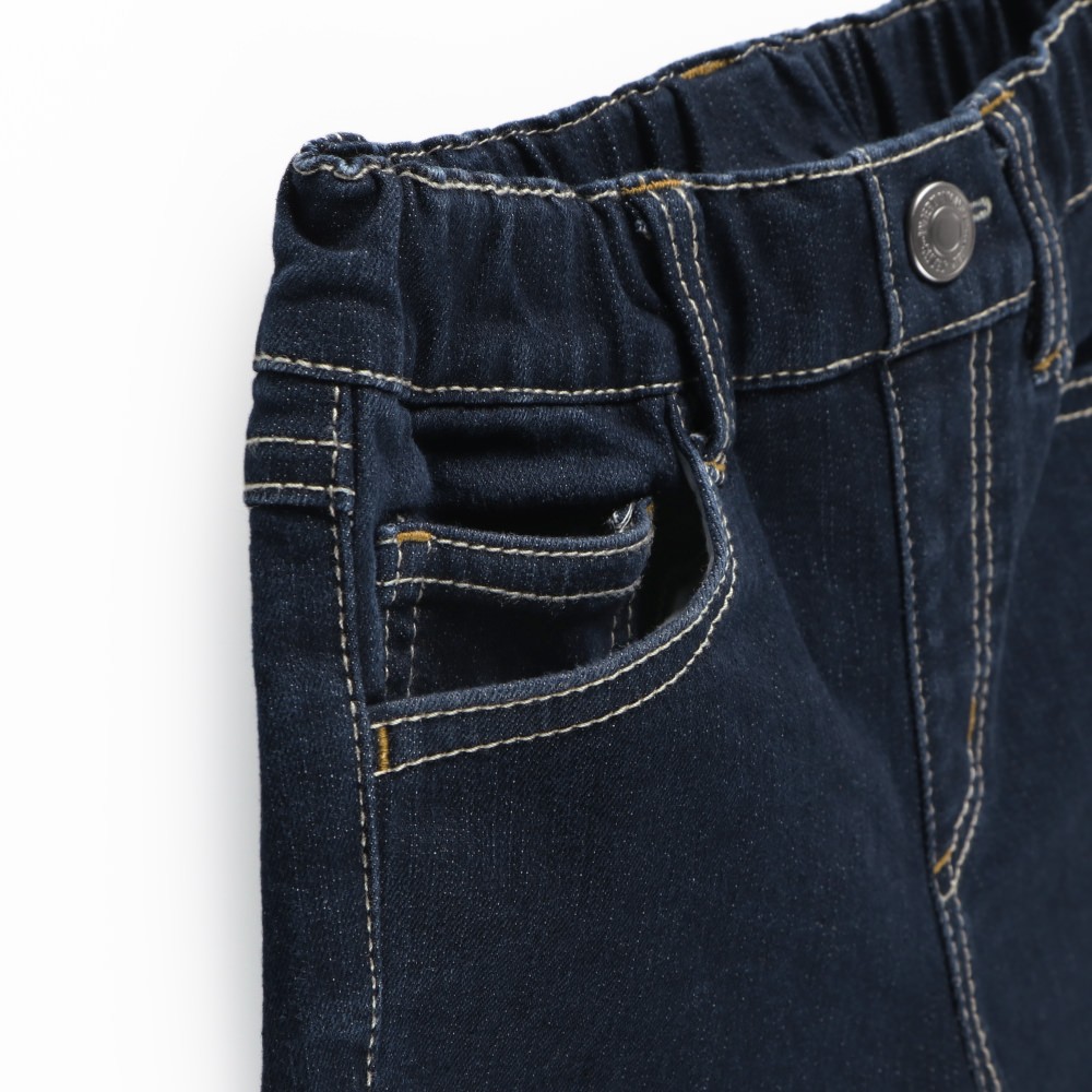 ネイビーブルー