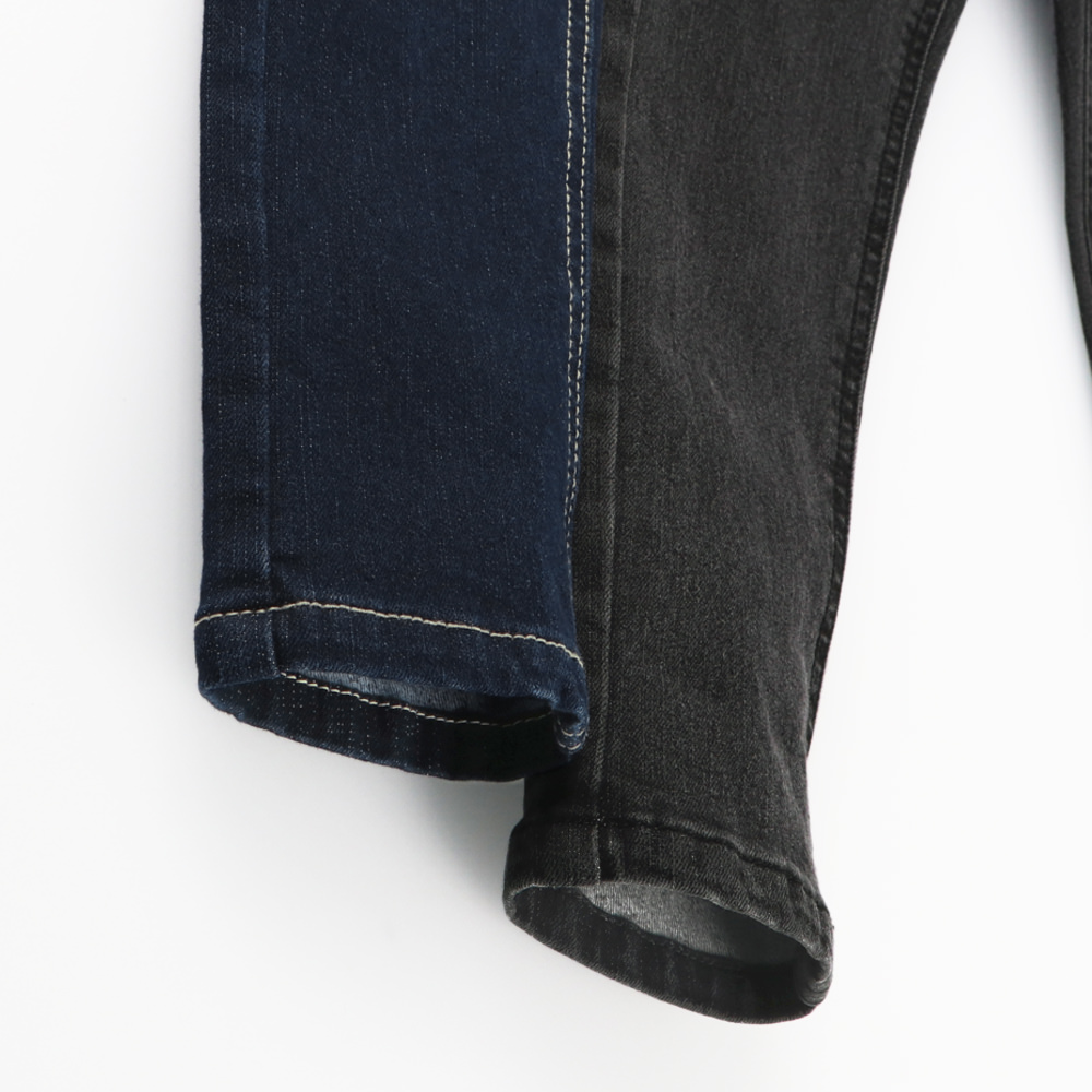 ネイビーブルー