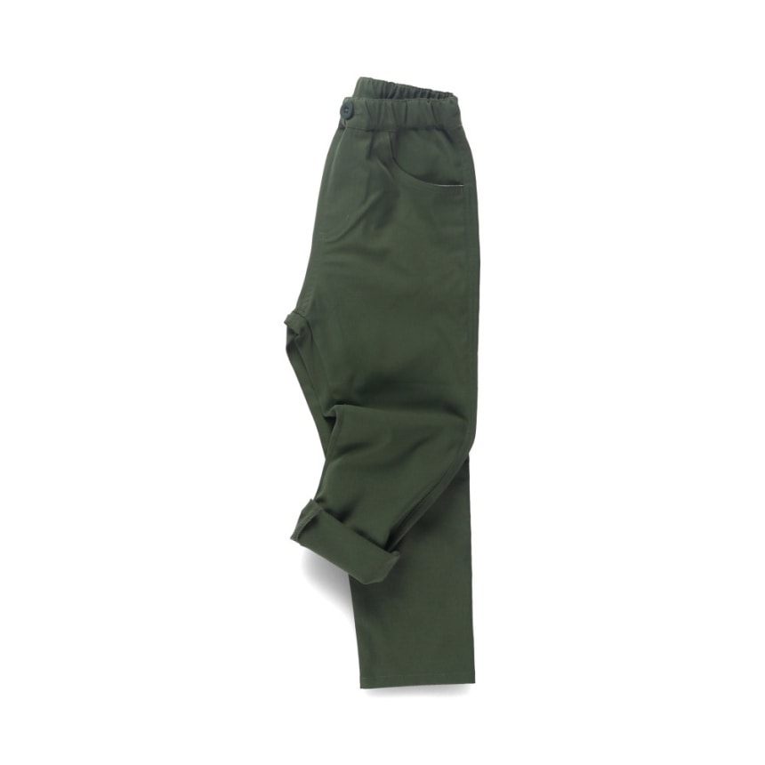 カーキグリーン