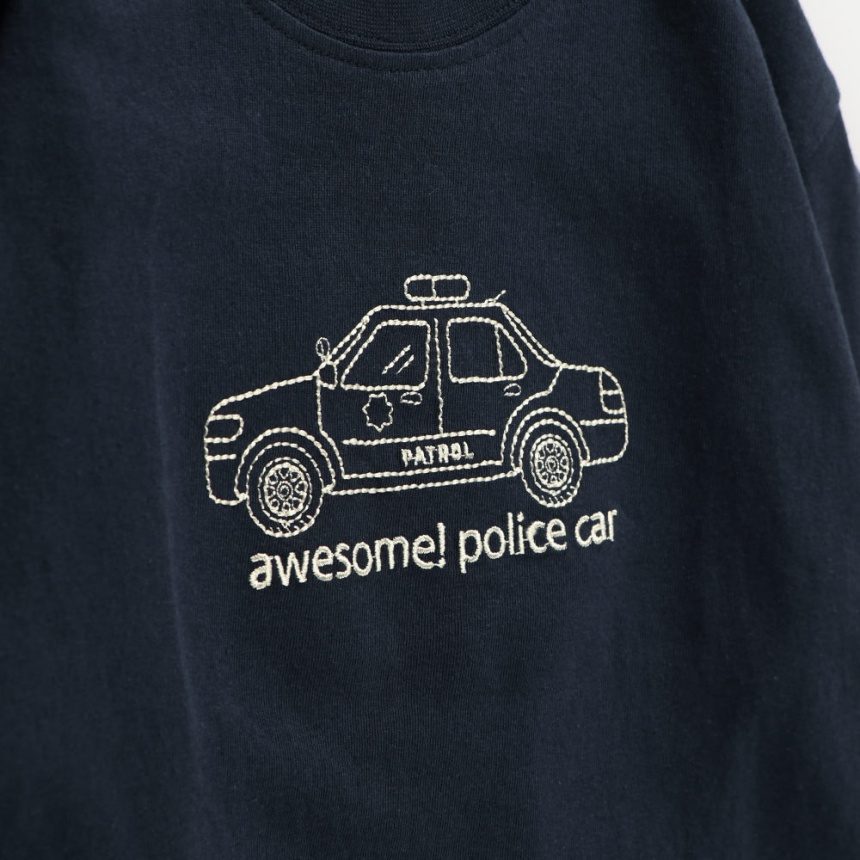 ネイビーブルー