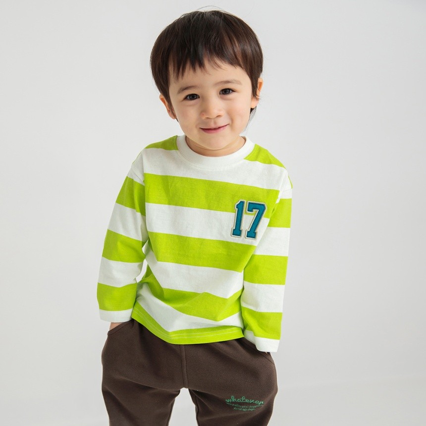 ライトグリーン