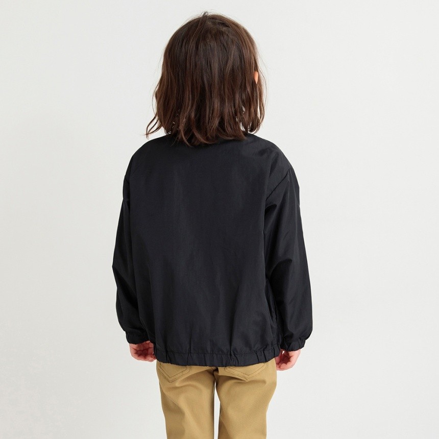 チャコールグレー