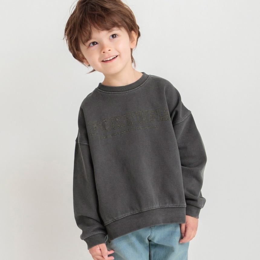 チャコールグレー