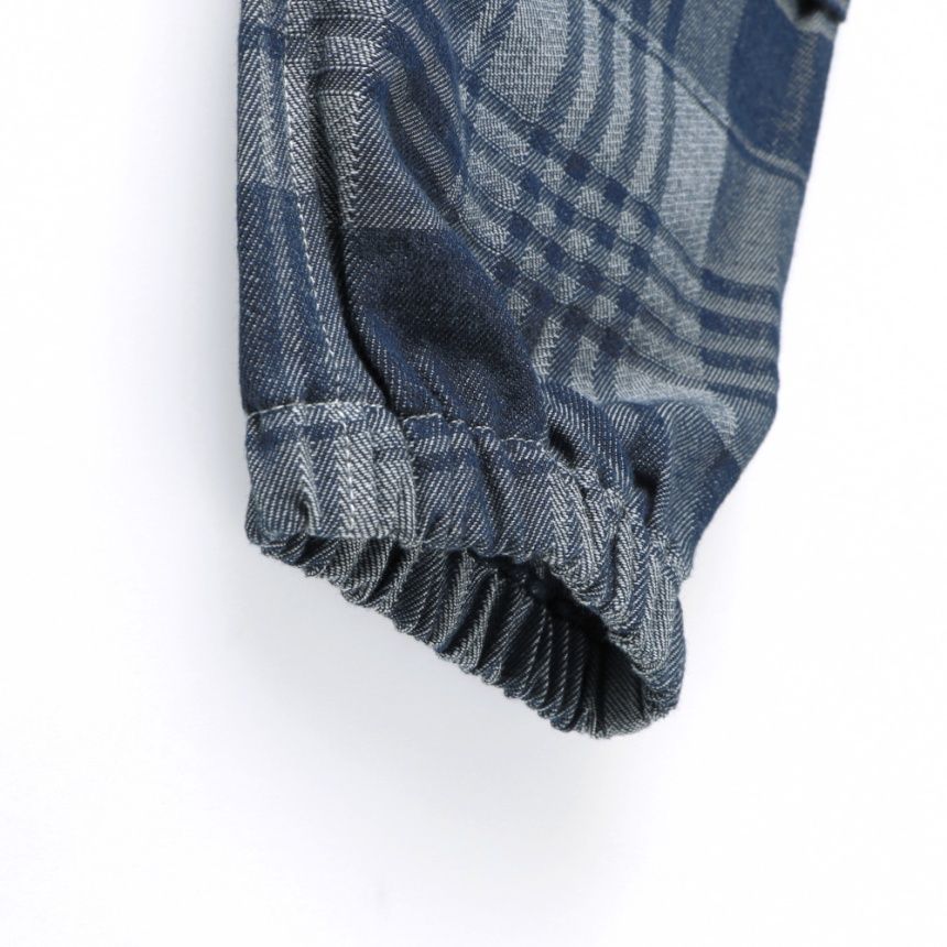 ネイビーブルー