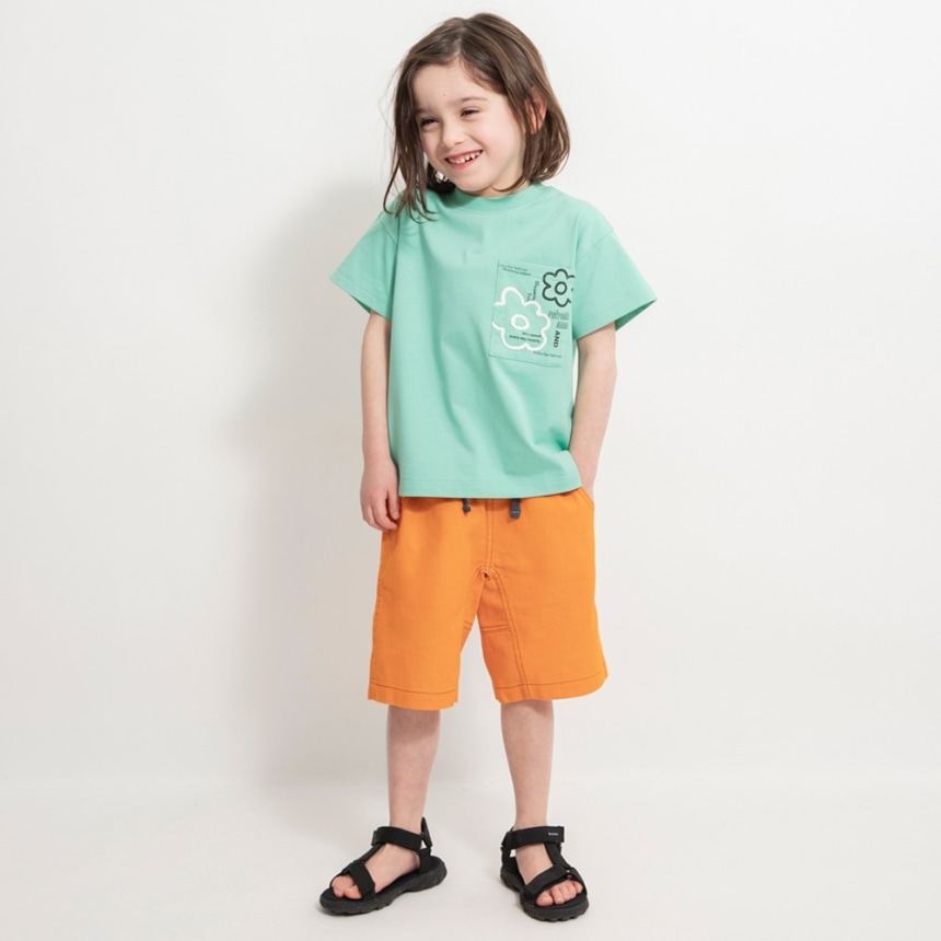 ライトグリーン