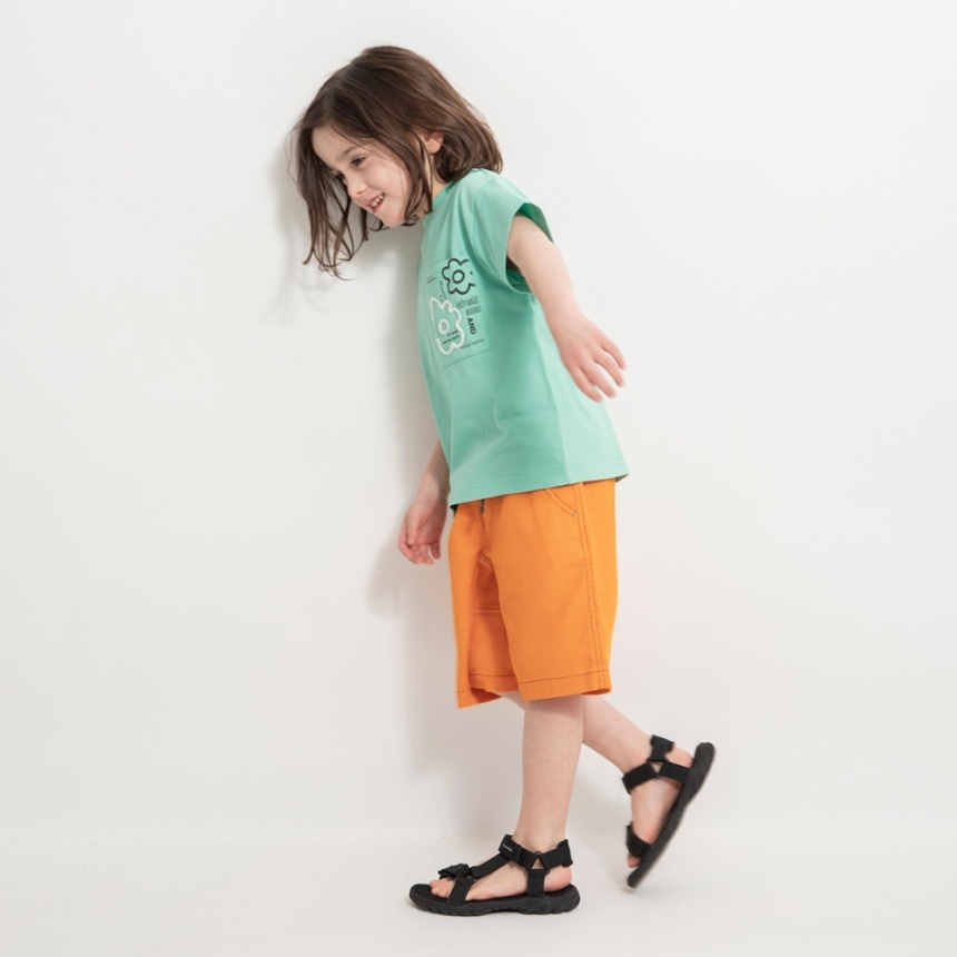 ライトグリーン