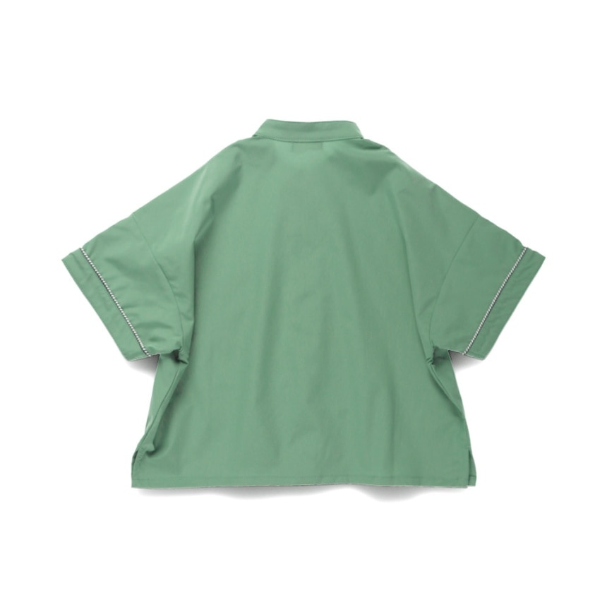 ライトグリーン