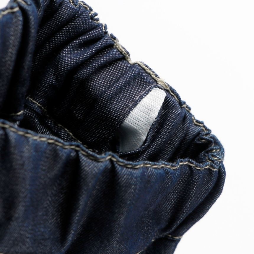 ネイビーブルー