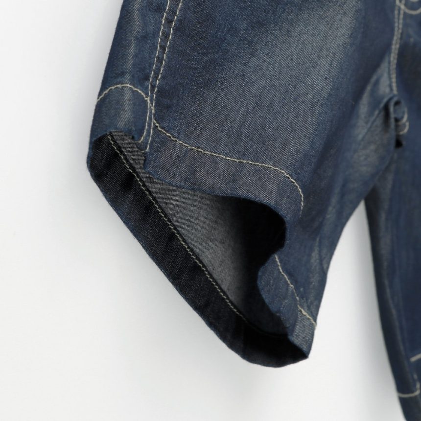 ネイビーブルー