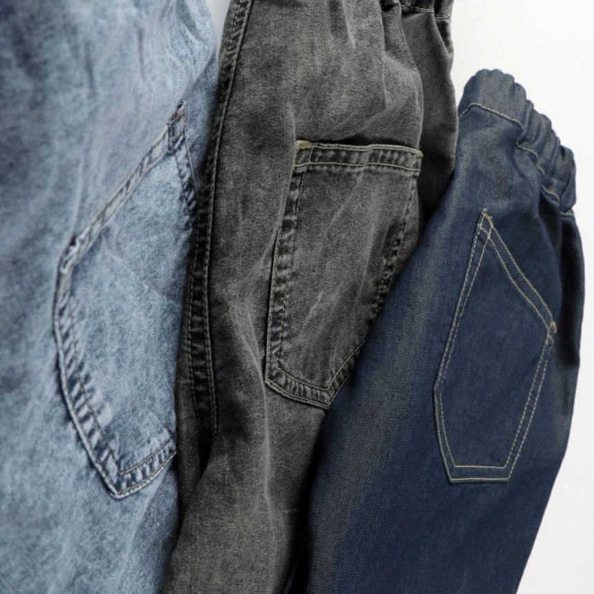 ネイビーブルー