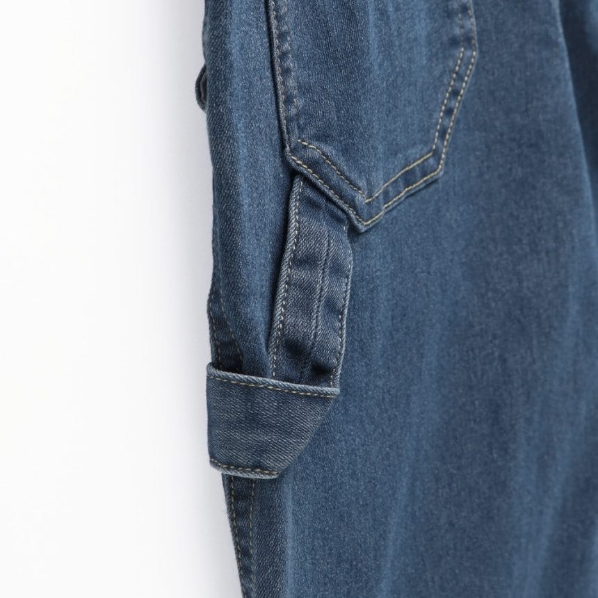 ネイビーブルー