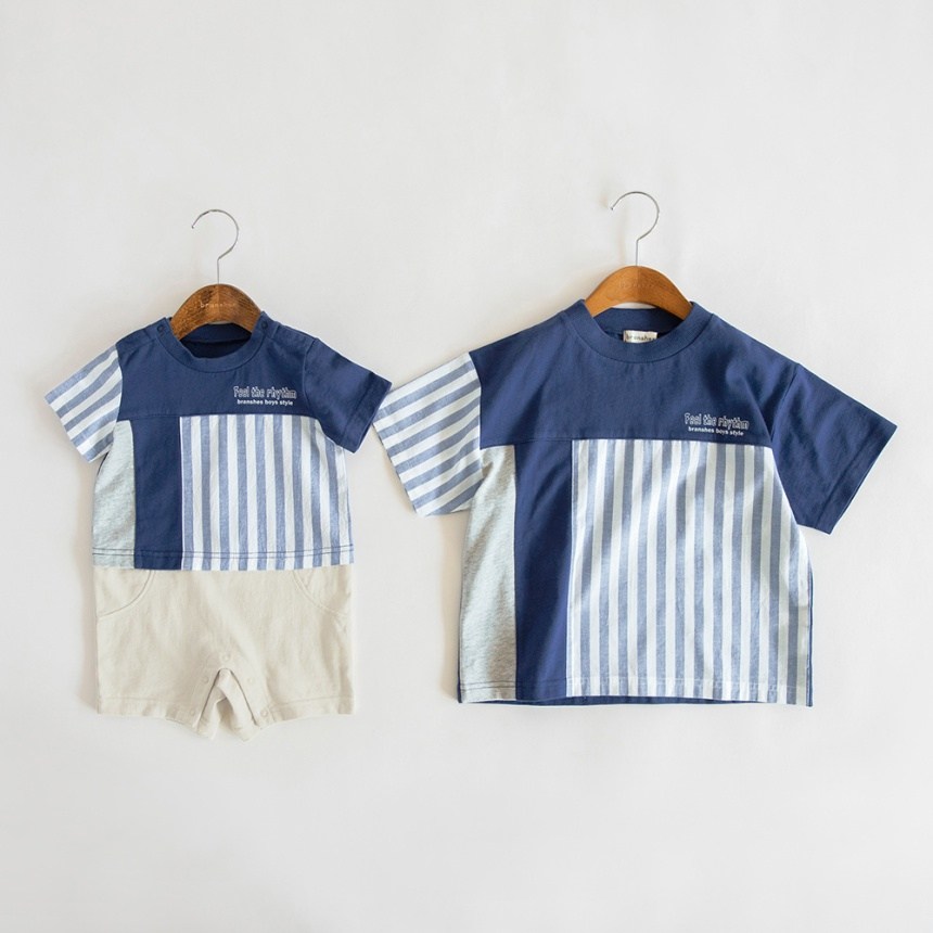 ネイビーブルー