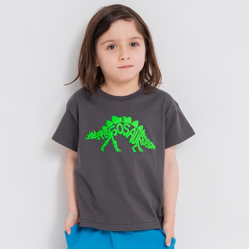 チャコールグレー