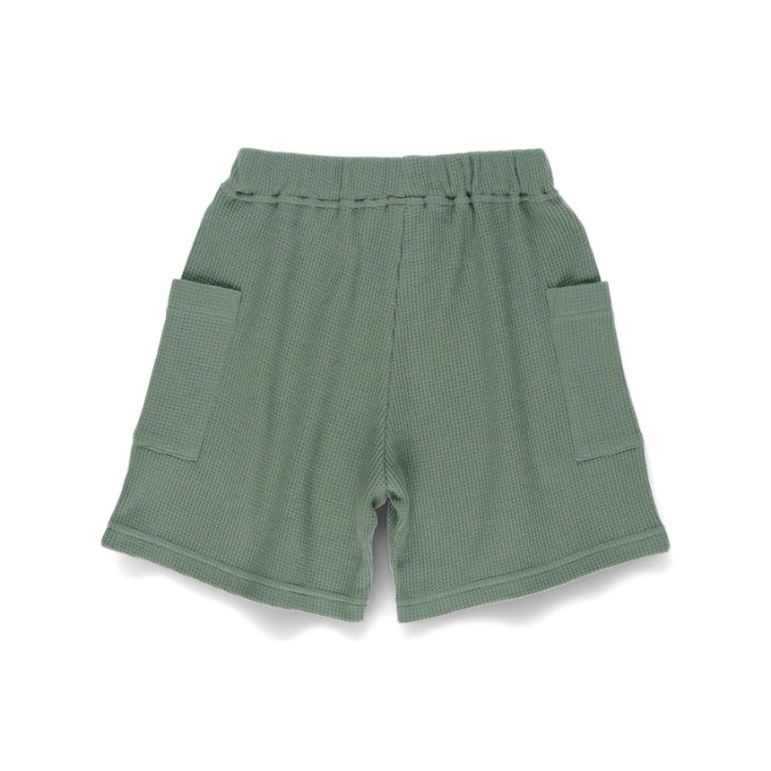 カーキグリーン