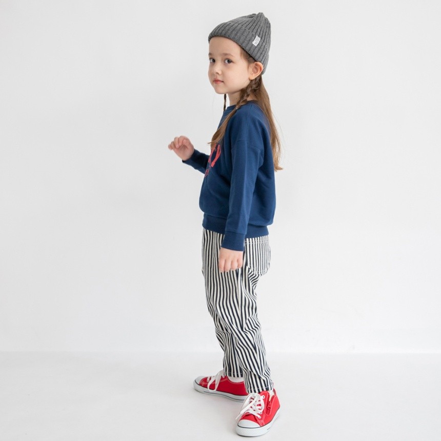 ネイビーブルー