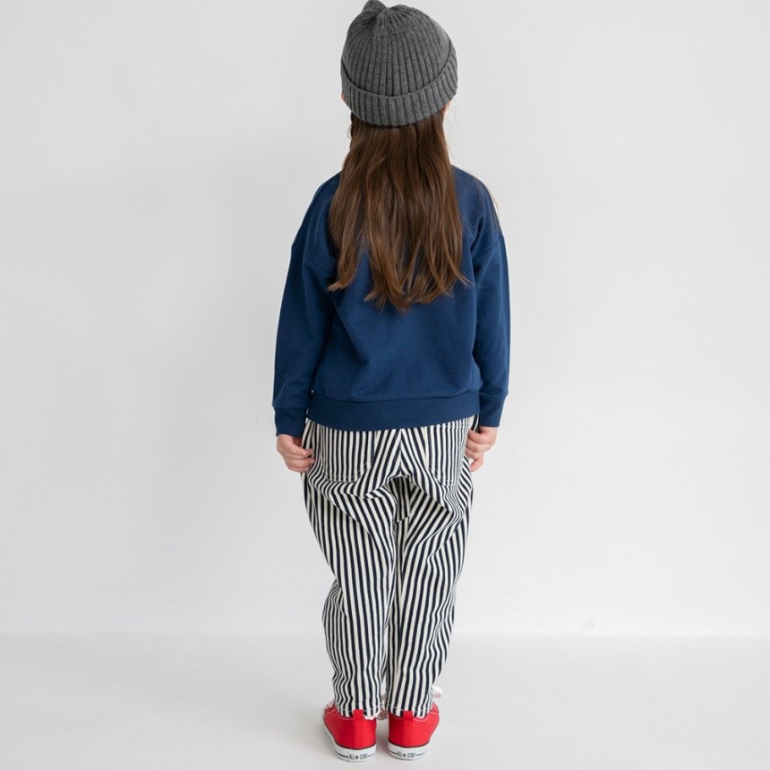 ネイビーブルー