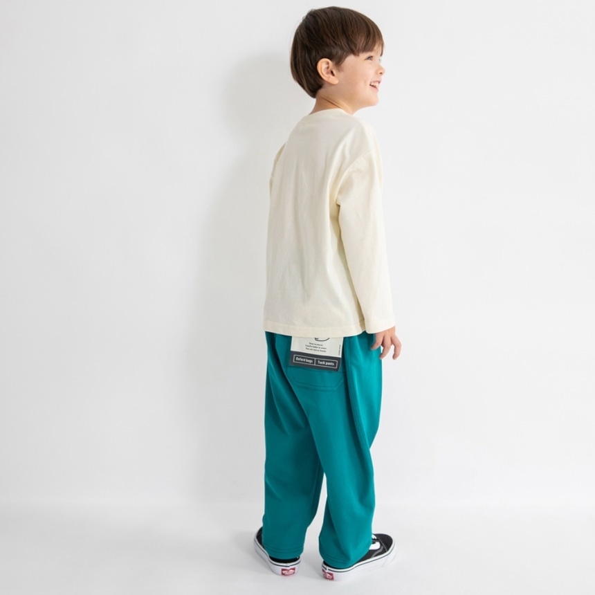 ライトベージュ