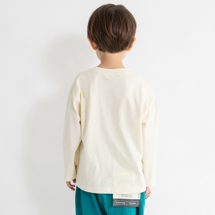 ライトベージュ