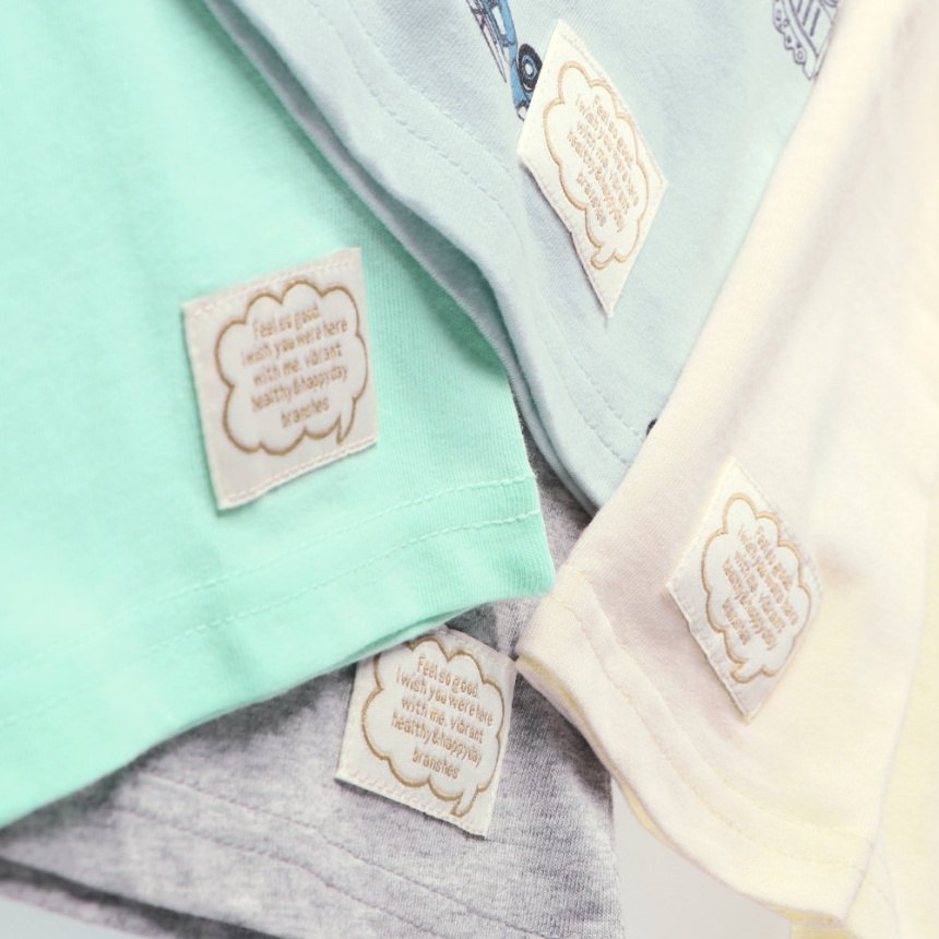 ライトグリーン