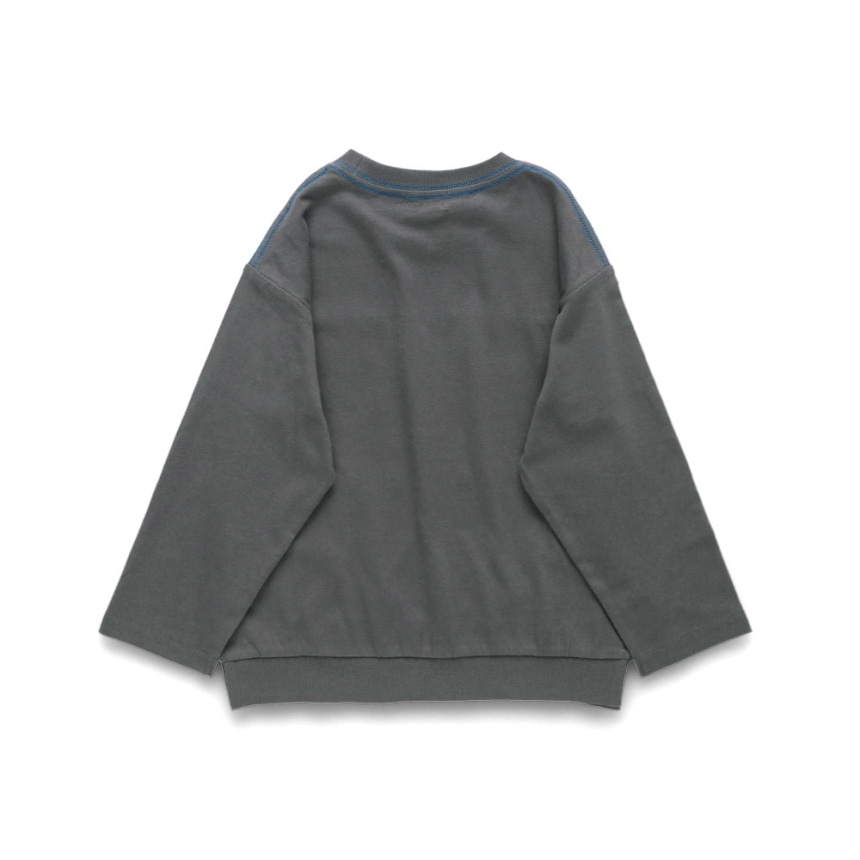 チャコールグレー