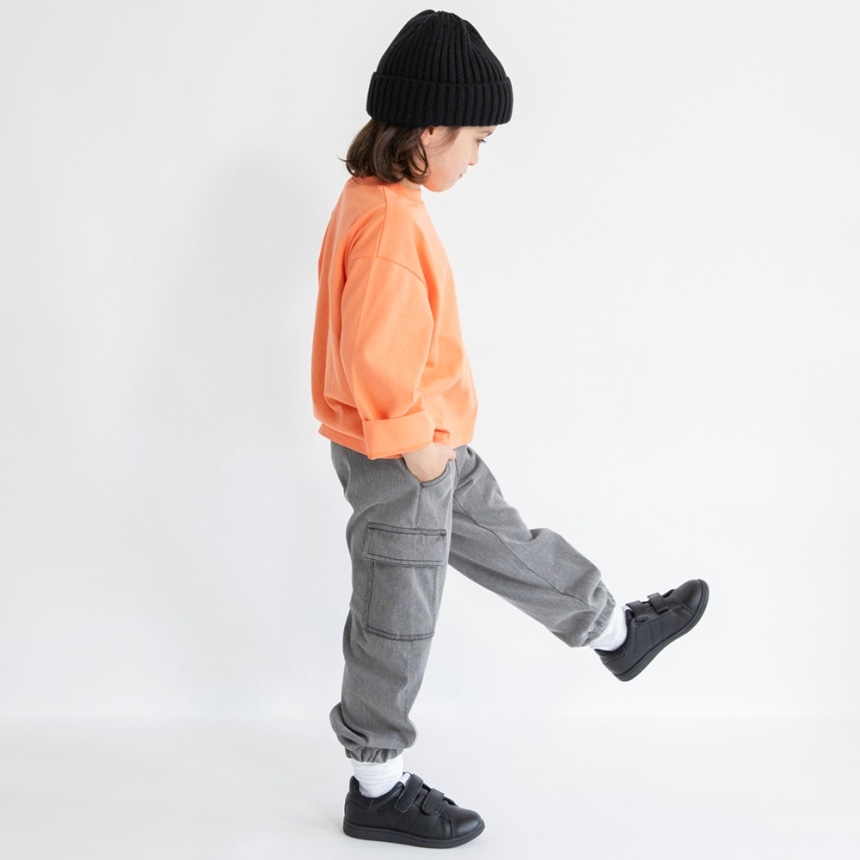 ライトオレンジ