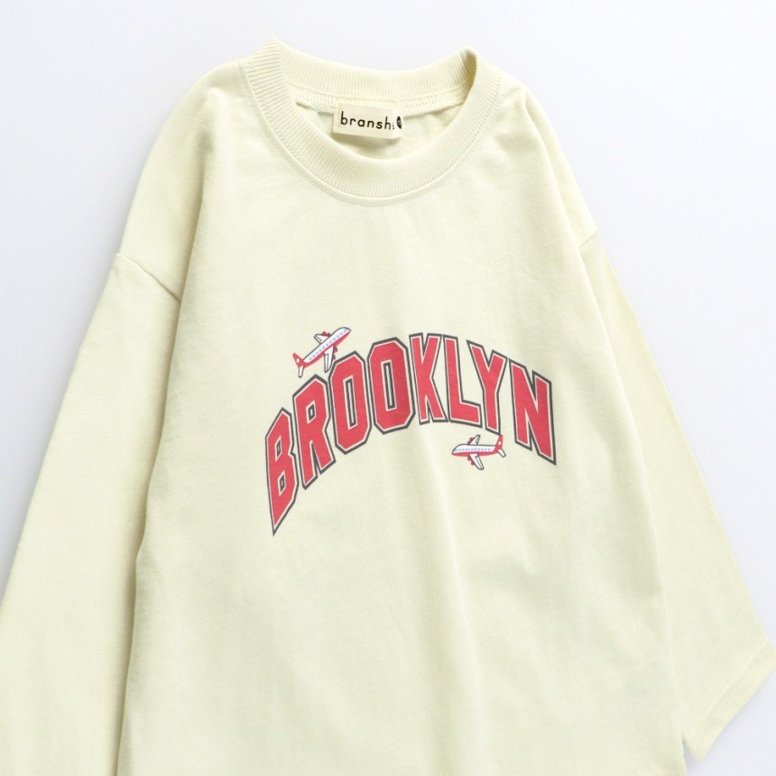 91：ライトベージュB_ロゴ赤