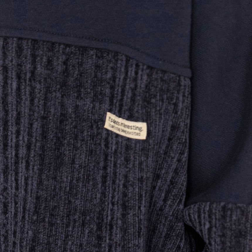 ネイビーブルー