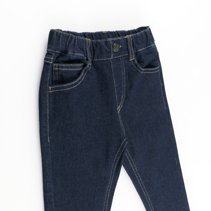 ネイビーブルー