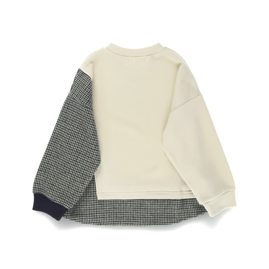 ライトベージュ