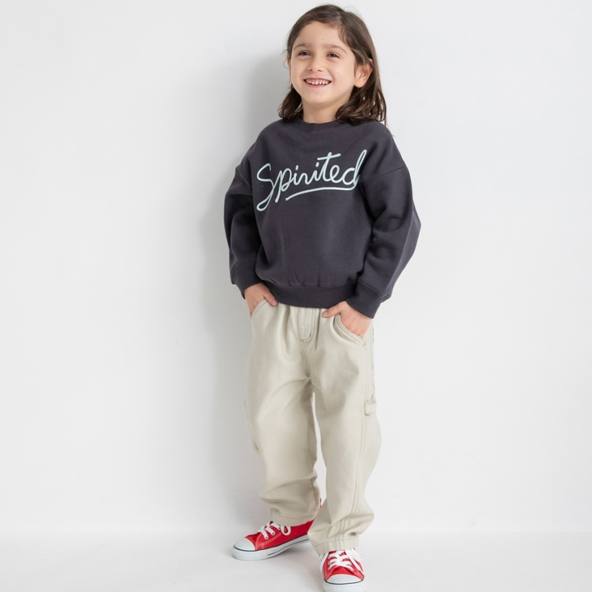 チャコールグレー