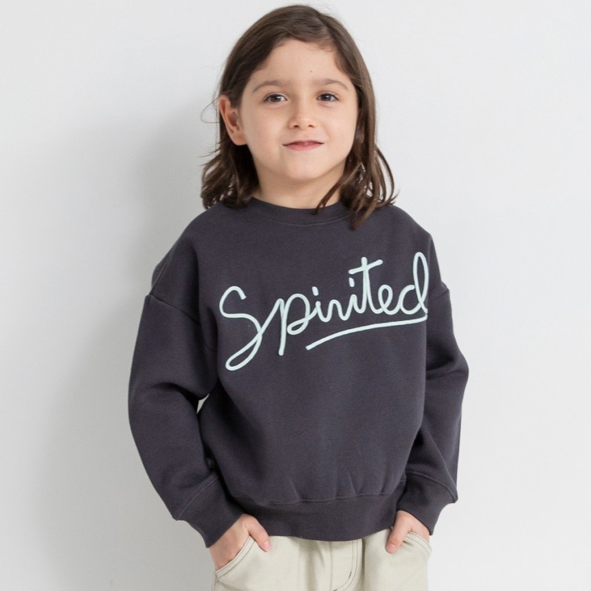 チャコールグレー