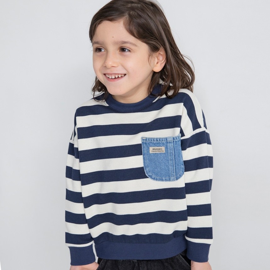 ネイビーブルー