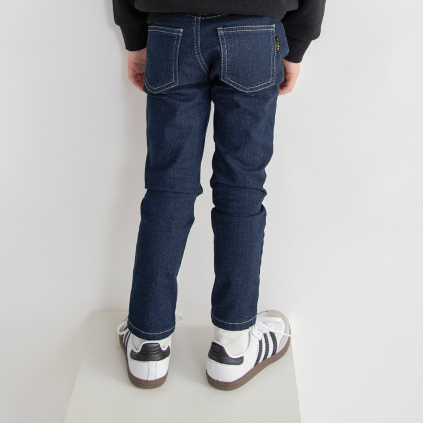 ネイビーブルー